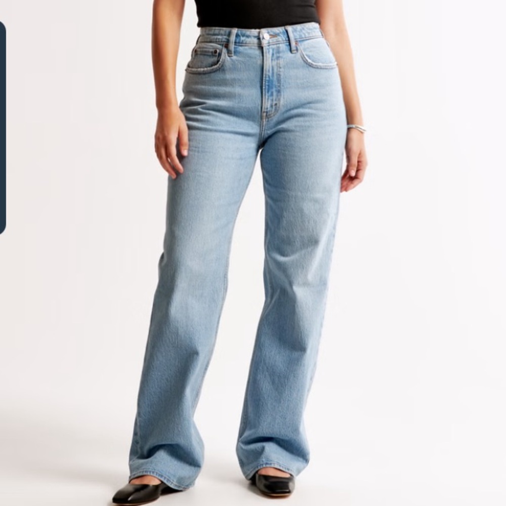 Abercrombie & Fitch The 90s Relaxed Jean High Rise Curve Love 37/24R